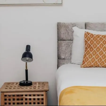 Sl Luxury 2 Bed Broad St *